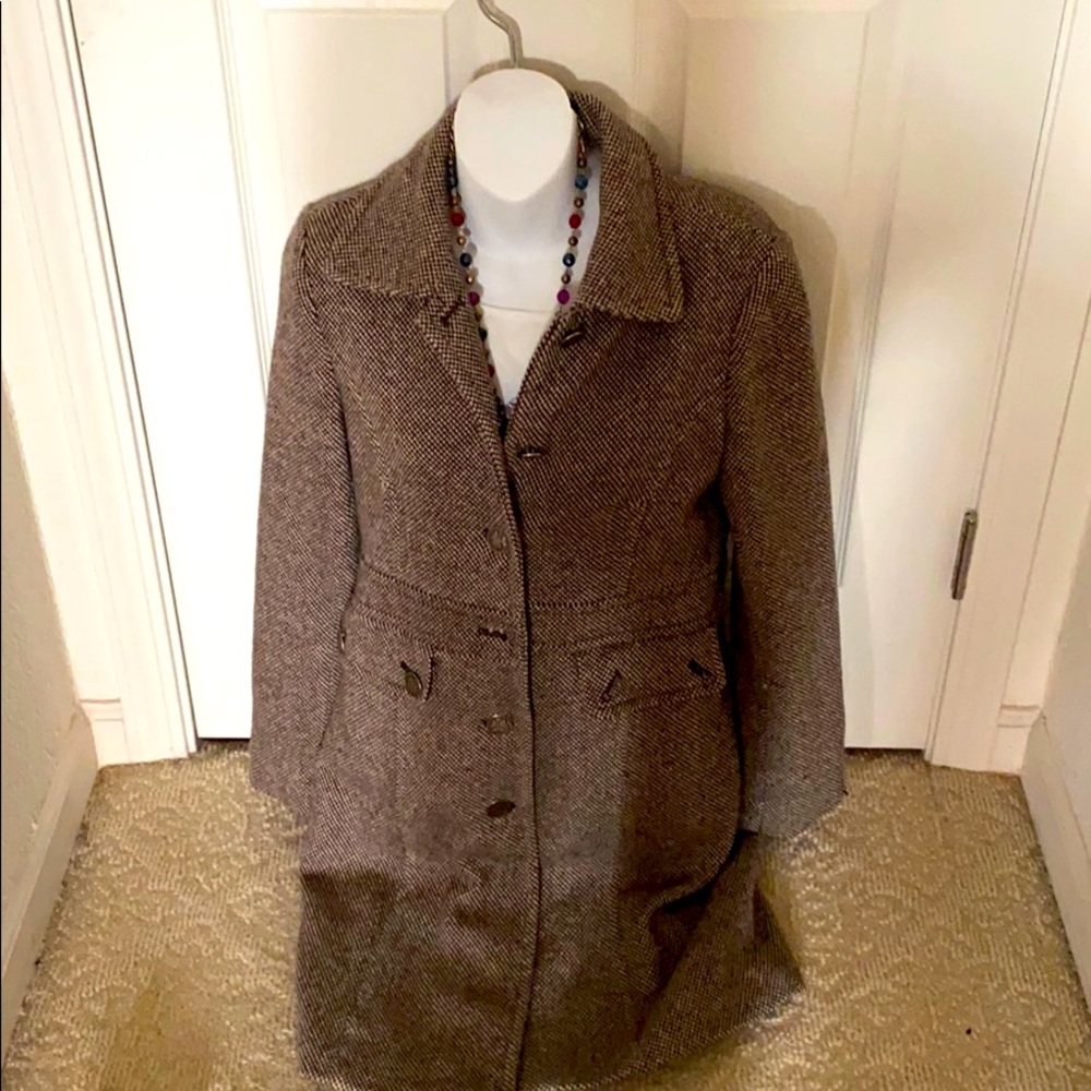 Brown coat